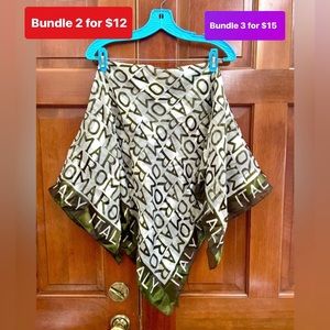 Fashionable Roma Italy Green and White Scarf